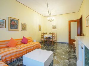 24005242-Ferienwohnung-5-Cavi di Lavagna-300x225-2