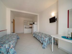 23560796-Ferienwohnung-4-Cavoli-300x225-3