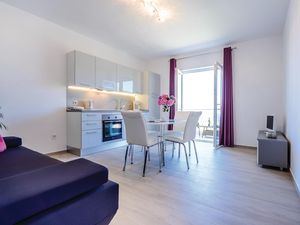 23736368-Ferienwohnung-3-Cavtat-300x225-4