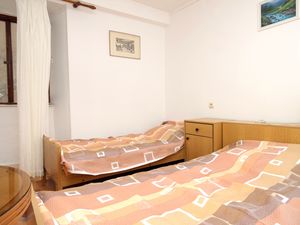 19086380-Ferienwohnung-3-Cavtat-300x225-4