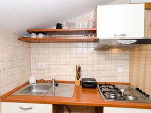 24057564-Ferienwohnung-5-Cavtat-300x225-3