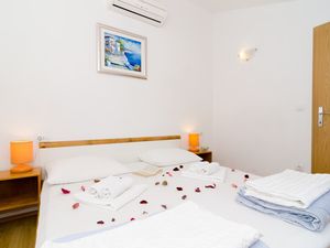 24057565-Ferienwohnung-5-Cavtat-300x225-5