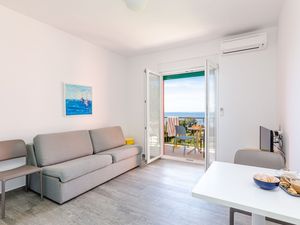 24057668-Ferienwohnung-3-Cavtat-300x225-4