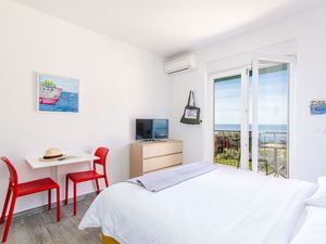 24057670-Ferienwohnung-2-Cavtat-300x225-2