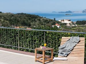 24057712-Ferienwohnung-3-Cavtat-300x225-0