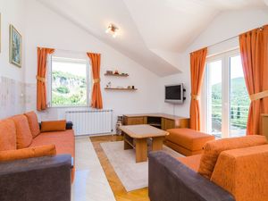 24058011-Ferienwohnung-5-Cavtat-300x225-2