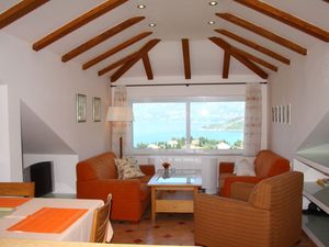 24058295-Ferienwohnung-5-Cavtat-300x225-1