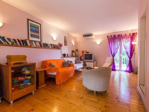 24058649-Ferienwohnung-2-Cavtat-300x225-4