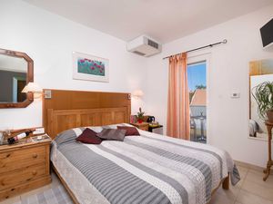 24058655-Ferienwohnung-2-Cavtat-300x225-2