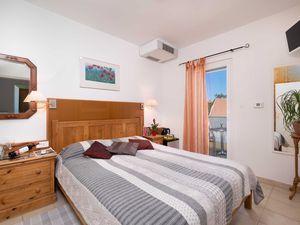 24058660-Ferienwohnung-2-Cavtat-300x225-2