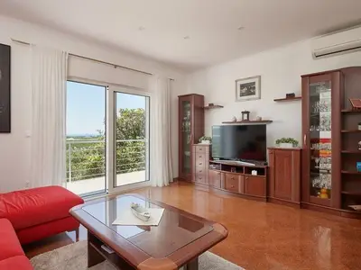 Ferienwohnung für 8 Personen in Cavtat 9/10