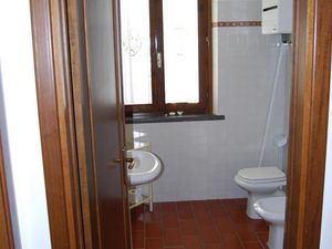 22434175-Ferienwohnung-6-Cecina-300x225-3