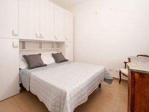 22639997-Ferienwohnung-4-Cefalù-300x225-2