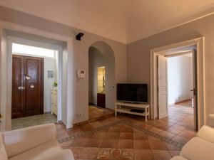 23675858-Ferienwohnung-4-Cefalù-300x225-3