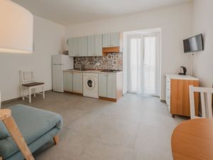 23691832-Ferienwohnung-2-Cefalù-300x225-3