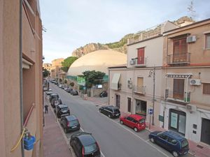 23922125-Ferienwohnung-2-Cefalù-300x225-4