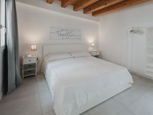 23969368-Ferienwohnung-2-Cefalù-300x225-1