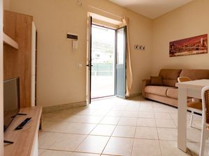 24038079-Ferienwohnung-2-Cefalù-300x225-1