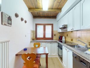 18196740-Ferienwohnung-4-Celerina-300x225-2