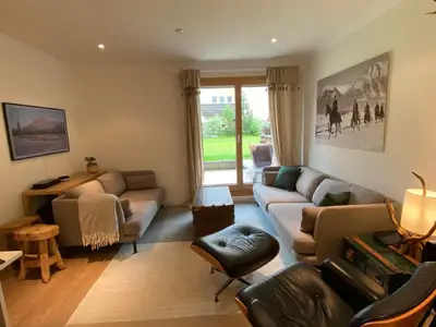 August 2021: Neue Sofas