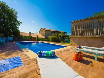 PoolOfHouse