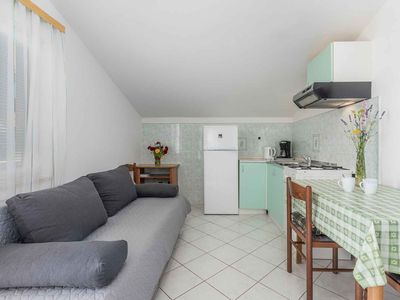 Ferienwohnung für 2 Personen (35 m²) in Červar-porat 10/10