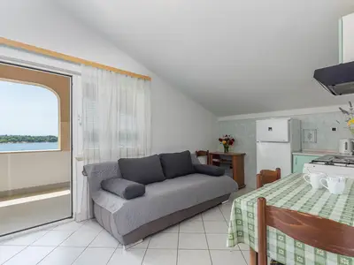 Ferienwohnung für 2 Personen (35 m²) in Červar-porat 3/10