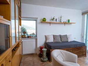 24014518-Ferienwohnung-2-Cetara-300x225-4