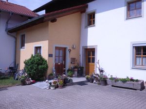 23912440-Ferienwohnung-4-Chamerau-300x225-0