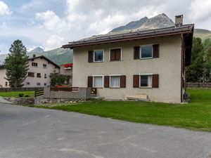 19301606-Ferienwohnung-5-Champfèr-300x225-2