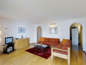 3208118-Ferienwohnung-4-Champfèr-300x225-3