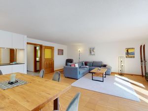 23497551-Ferienwohnung-4-Champfèr-300x225-5