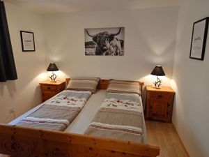 24021842-Ferienwohnung-4-Champfèr-300x225-5