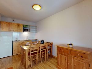 22792289-Ferienwohnung-6-Chamrousse-300x225-3