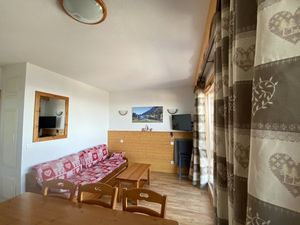 23053923-Ferienwohnung-6-Chamrousse-300x225-1