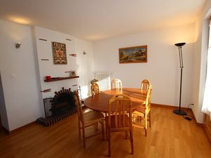 18612863-Ferienwohnung-11-Château-D'Oex-300x225-2