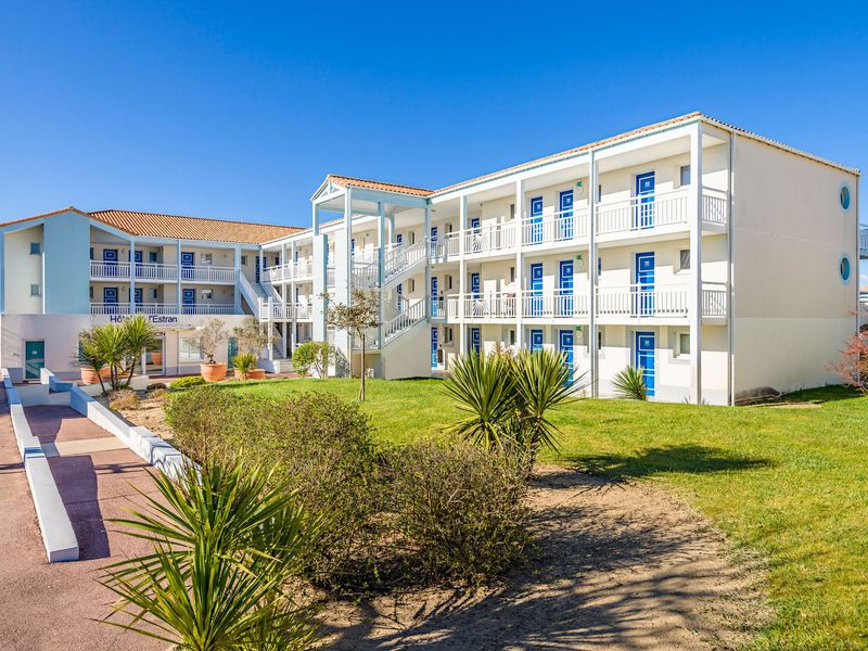 19347047-Ferienwohnung-4-Château-dʼOlonne-800x600-2