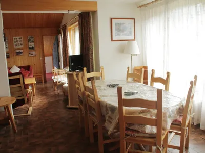 DiningRoom