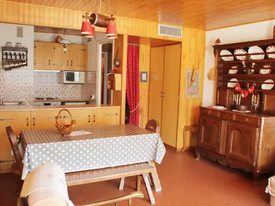 DiningRoom