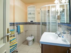 23498157-Ferienwohnung-2-Chayofa-300x225-3