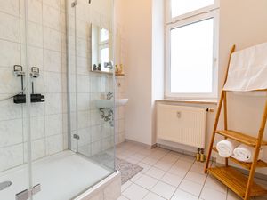 23444996-Ferienwohnung-5-Chemnitz-300x225-3