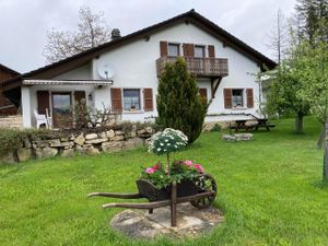 Ferienwohnung für 5 Personen (56 m²) in Chevenez