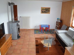 22623887-Ferienwohnung-5-Chevenez-300x225-3