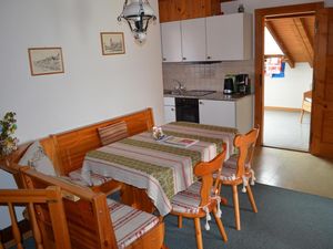 18187166-Ferienwohnung-5-Chevenez-300x225-5