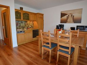 23694892-Ferienwohnung-4-Chieming-300x225-3