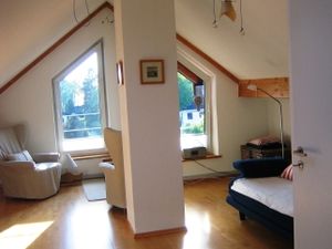 9988361-Ferienwohnung-2-Chieming-300x225-3