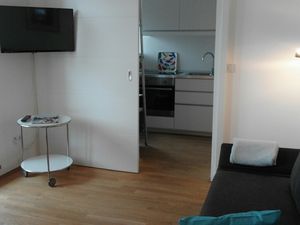 18509411-Ferienwohnung-2-Chieming-300x225-5