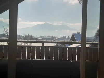 winterlicher Panoramablick aus der Küche