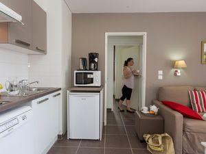 19361196-Ferienwohnung-4-Chinon-300x225-4