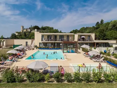 PoolOfHouse
